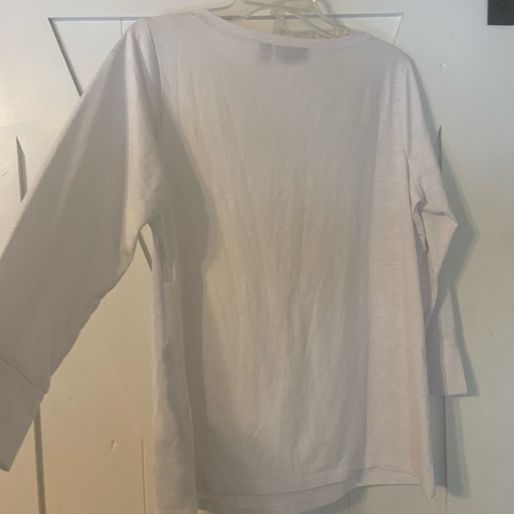 Susan Graver Weekend White Top Medium - Picture 5 of 6